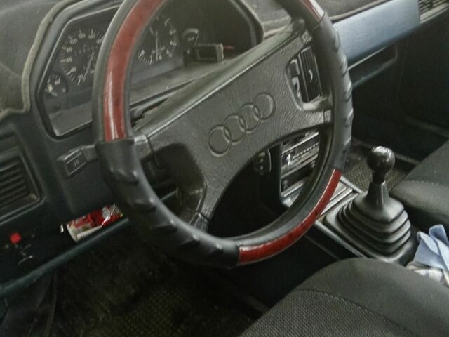 Серый Ауди 100, объемом двигателя 1.8 л и пробегом 125 тыс. км за 834 $, фото 6 на Automoto.ua