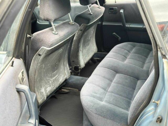 Ауди 100 1983 в Харькове на Automoto.ua Серый Ауди 100, объемом двигателя 2.3 л и пробегом 230 тыс. км за 1000 $, фото 5 на Automoto.ua