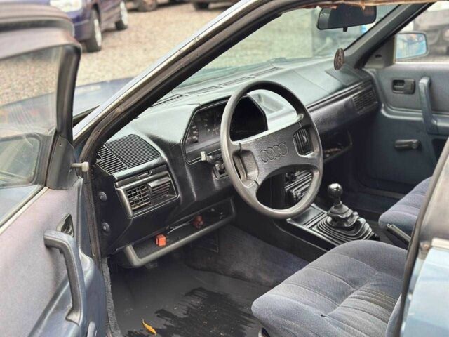 Ауди 100 1983 в Харькове на Automoto.ua Серый Ауди 100, объемом двигателя 2.3 л и пробегом 230 тыс. км за 1000 $, фото 4 на Automoto.ua