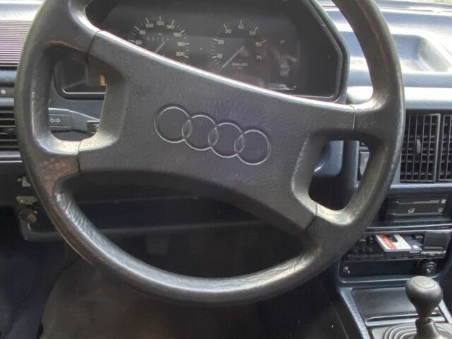 Серый Ауди 100, объемом двигателя 2.2 л и пробегом 307 тыс. км за 1600 $, фото 13 на Automoto.ua