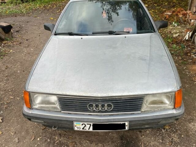 Серый Ауди 100, объемом двигателя 2.2 л и пробегом 307 тыс. км за 1600 $, фото 2 на Automoto.ua