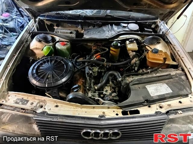 Сірий Ауді 100, об'ємом двигуна 2.3 л та пробігом 300 тис. км за 480 $, фото 5 на Automoto.ua