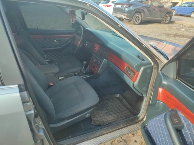 Ауди 100 1984 в Луцке на Automoto.ua Серый Ауди 100, объемом двигателя 0 л и пробегом 545 тыс. км за 1700 $, фото 5 на Automoto.ua