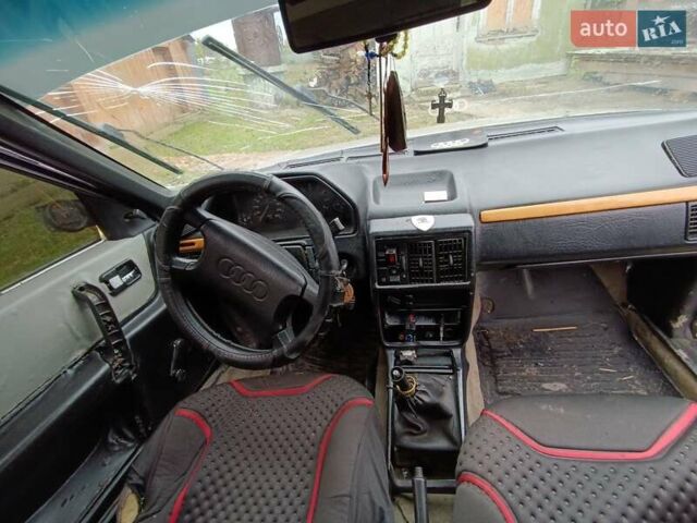 Сірий Ауді 100, об'ємом двигуна 1.8 л та пробігом 365 тис. км за 300 $, фото 3 на Automoto.ua