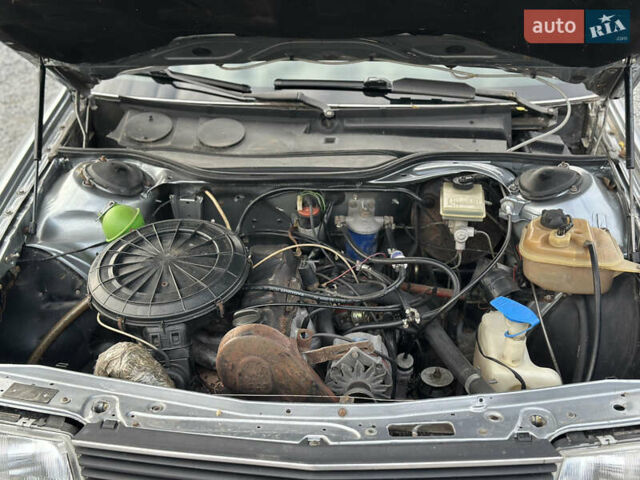 Серый Ауди 100, объемом двигателя 1.76 л и пробегом 380 тыс. км за 2150 $, фото 10 на Automoto.ua