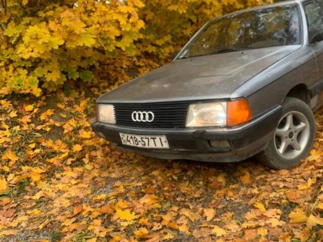 Серый Ауди 100, объемом двигателя 1.8 л и пробегом 50 тыс. км за 1100 $, фото 2 на Automoto.ua