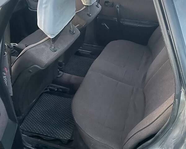 Серый Ауди 100, объемом двигателя 1.8 л и пробегом 306 тыс. км за 1100 $, фото 3 на Automoto.ua