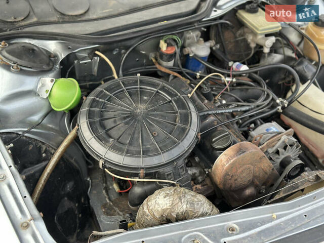 Серый Ауди 100, объемом двигателя 1.76 л и пробегом 380 тыс. км за 2150 $, фото 12 на Automoto.ua