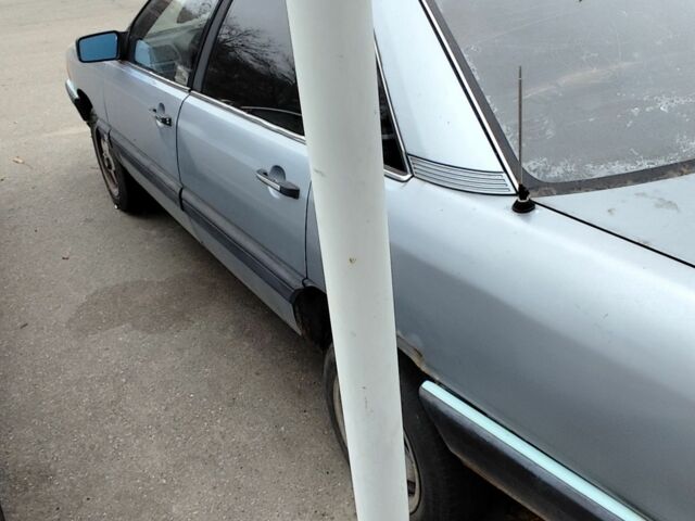 Серый Ауди 100, объемом двигателя 1.8 л и пробегом 420 тыс. км за 850 $, фото 4 на Automoto.ua