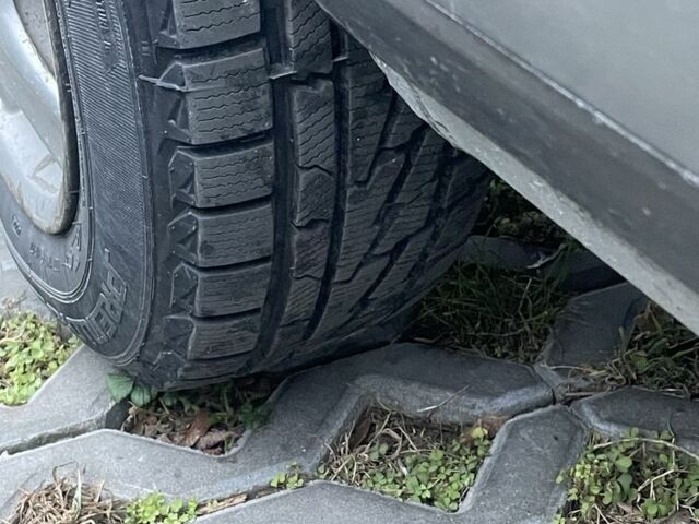 Серый Ауди 100, объемом двигателя 2.2 л и пробегом 3 тыс. км за 900 $, фото 1 на Automoto.ua