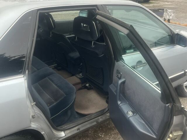 Сірий Ауді 100, об'ємом двигуна 2.1 л та пробігом 352 тис. км за 2500 $, фото 2 на Automoto.ua