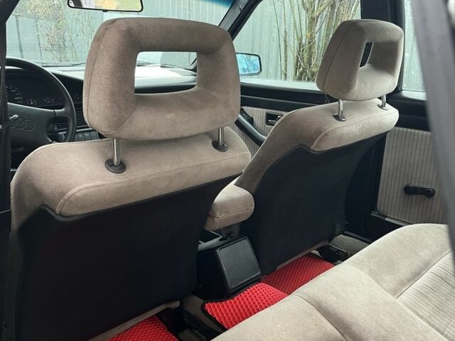 Сірий Ауді 100, об'ємом двигуна 2.2 л та пробігом 155 тис. км за 2500 $, фото 6 на Automoto.ua