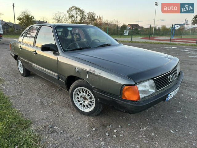 Ауди 100 1985 в Любомль на Automoto.ua Серый Ауди 100, объемом двигателя 1.99 л и пробегом 300 тыс. км за 650 $, фото 1 на Automoto.ua