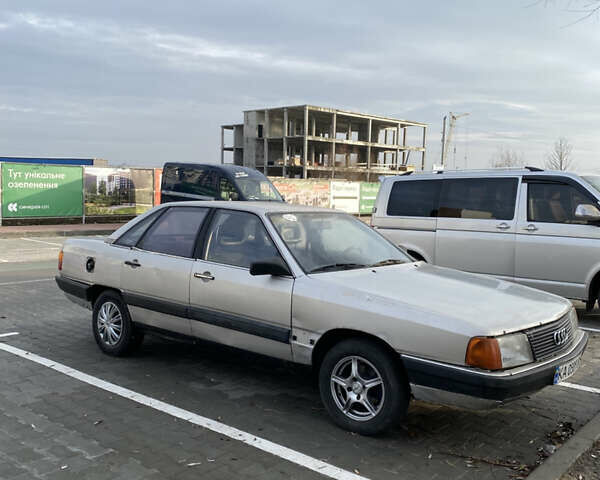Серый Ауди 100, объемом двигателя 2.23 л и пробегом 458 тыс. км за 1900 $, фото 3 на Automoto.ua
