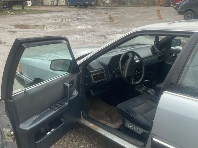 Сірий Ауді 100, об'ємом двигуна 2.1 л та пробігом 352 тис. км за 2500 $, фото 5 на Automoto.ua