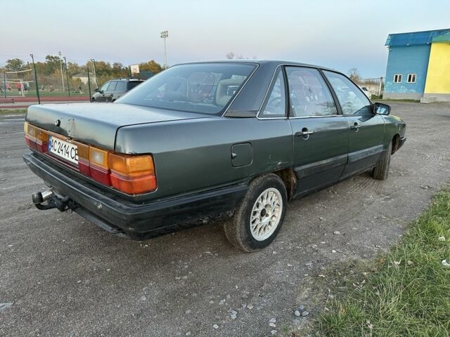 Ауди 100 1985 в Любомль на Automoto.ua Серый Ауди 100, объемом двигателя 2 л и пробегом 300 тыс. км за 650 $, фото 5 на Automoto.ua