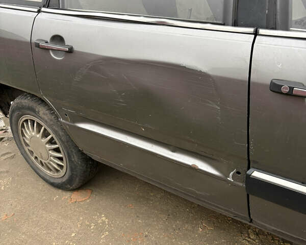 Серый Ауди 100, объемом двигателя 2.21 л и пробегом 400 тыс. км за 1500 $, фото 10 на Automoto.ua