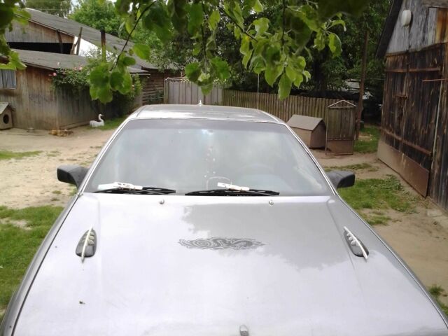 Сірий Ауді 100, об'ємом двигуна 2 л та пробігом 500 тис. км за 1100 $, фото 1 на Automoto.ua