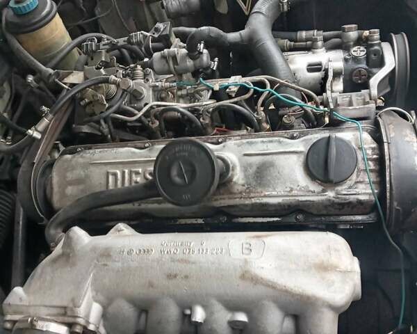 Серый Ауди 100, объемом двигателя 1.99 л и пробегом 340 тыс. км за 2015 $, фото 2 на Automoto.ua