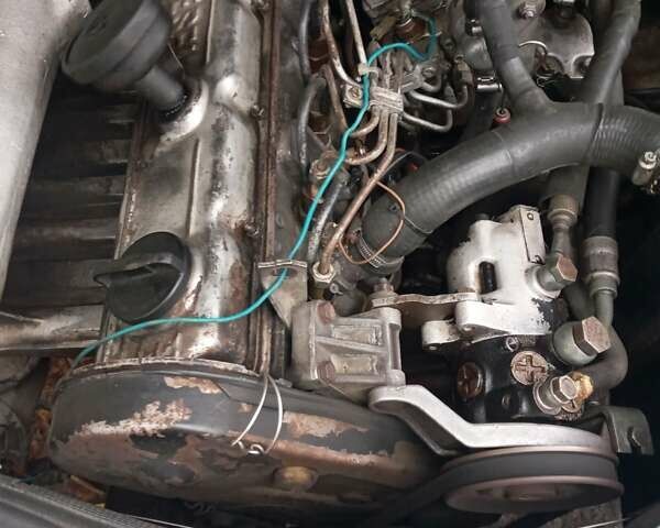 Серый Ауди 100, объемом двигателя 1.99 л и пробегом 340 тыс. км за 2015 $, фото 3 на Automoto.ua