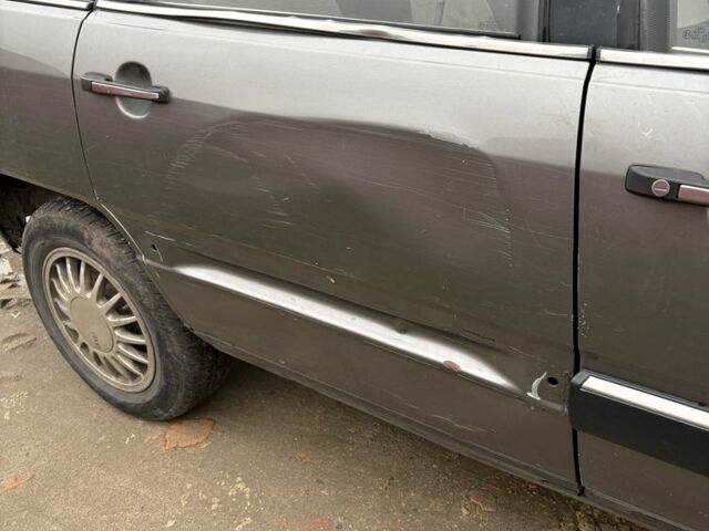 Серый Ауди 100, объемом двигателя 2.2 л и пробегом 400 тыс. км за 1500 $, фото 11 на Automoto.ua