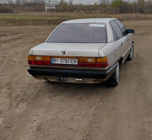 Серый Ауди 100, объемом двигателя 0 л и пробегом 400 тыс. км за 1600 $, фото 3 на Automoto.ua