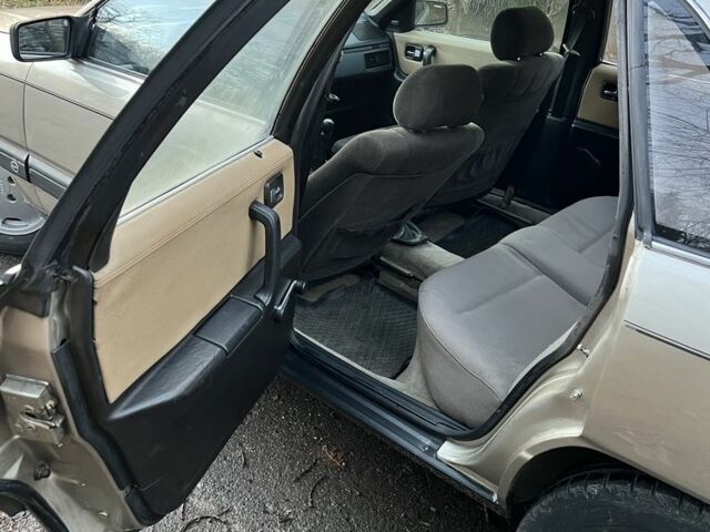 Серый Ауди 100, объемом двигателя 2 л и пробегом 300 тыс. км за 1850 $, фото 8 на Automoto.ua