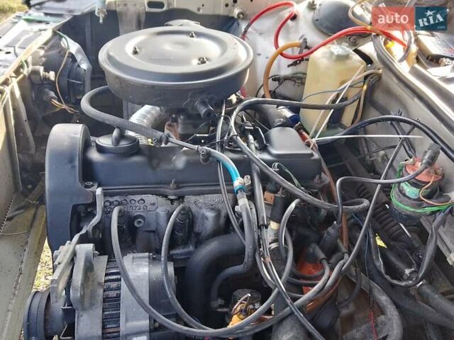 Серый Ауди 100, объемом двигателя 1.8 л и пробегом 222 тыс. км за 1150 $, фото 1 на Automoto.ua