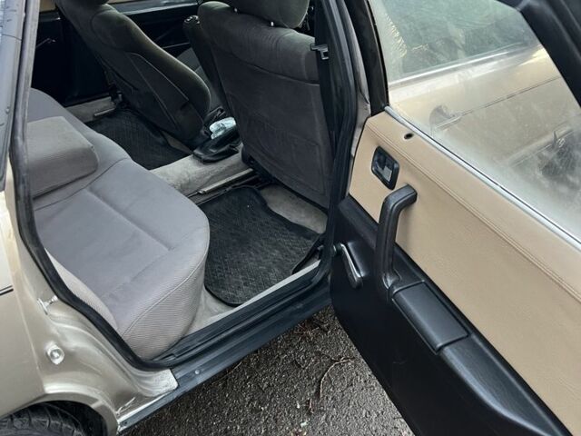 Серый Ауди 100, объемом двигателя 2 л и пробегом 300 тыс. км за 1850 $, фото 10 на Automoto.ua