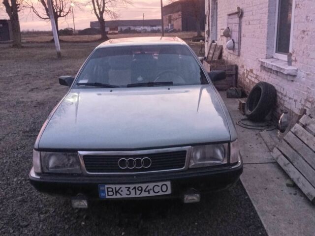 Серый Ауди 100, объемом двигателя 2 л и пробегом 340 тыс. км за 2619 $, фото 2 на Automoto.ua