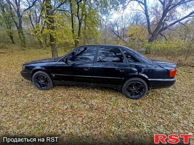 Серый Ауди 100, объемом двигателя 2.2 л и пробегом 367 тыс. км за 2100 $, фото 2 на Automoto.ua