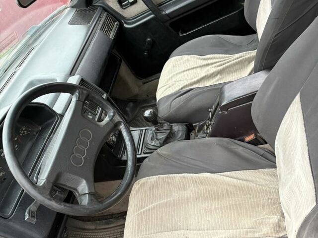 Серый Ауди 100, объемом двигателя 2.2 л и пробегом 400 тыс. км за 1500 $, фото 8 на Automoto.ua