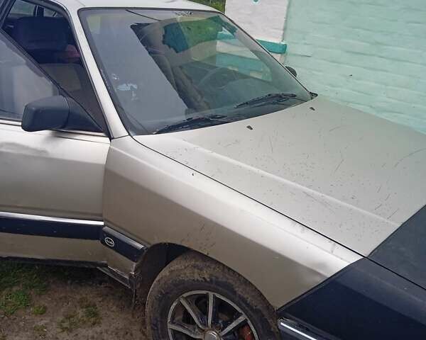 Сірий Ауді 100, об'ємом двигуна 2.5 л та пробігом 190 тис. км за 723 $, фото 5 на Automoto.ua