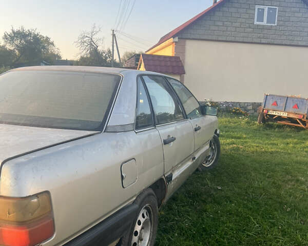 Серый Ауди 100, объемом двигателя 2 л и пробегом 200 тыс. км за 550 $, фото 6 на Automoto.ua