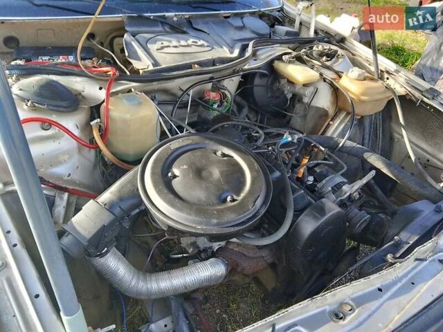 Серый Ауди 100, объемом двигателя 1.8 л и пробегом 222 тыс. км за 1150 $, фото 18 на Automoto.ua