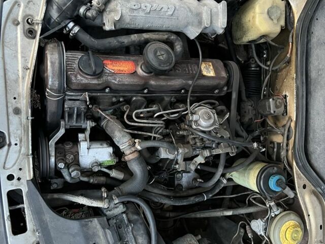 Серый Ауди 100, объемом двигателя 2 л и пробегом 300 тыс. км за 1850 $, фото 19 на Automoto.ua