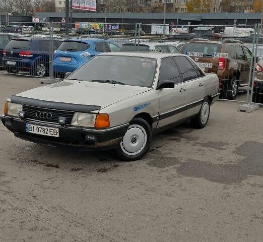 Серый Ауди 100, объемом двигателя 0 л и пробегом 400 тыс. км за 1600 $, фото 1 на Automoto.ua