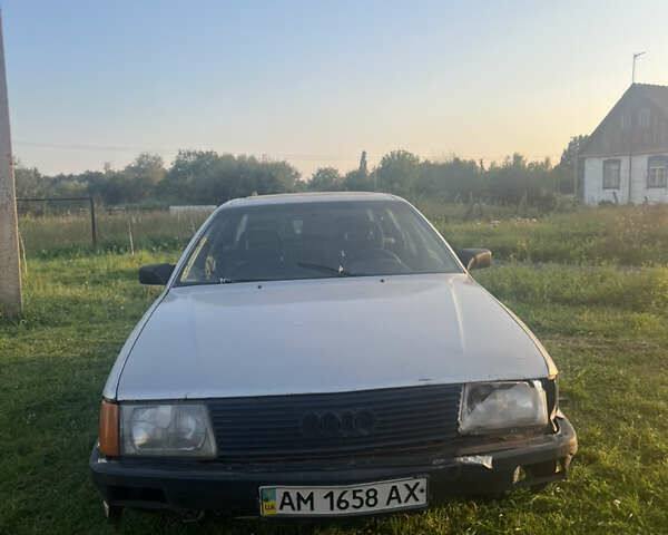 Серый Ауди 100, объемом двигателя 2 л и пробегом 200 тыс. км за 550 $, фото 9 на Automoto.ua