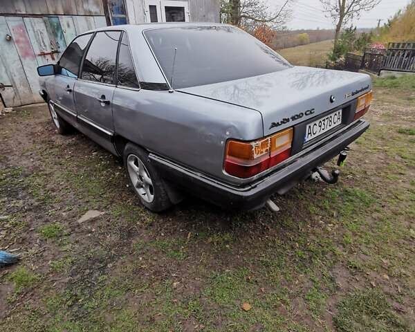 Серый Ауди 100, объемом двигателя 1.99 л и пробегом 500 тыс. км за 1000 $, фото 2 на Automoto.ua