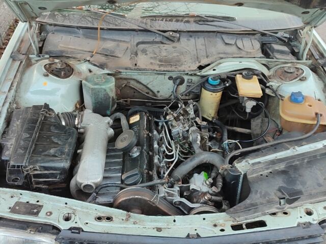 Сірий Ауді 100, об'ємом двигуна 2 л та пробігом 240 тис. км за 1001 $, фото 5 на Automoto.ua