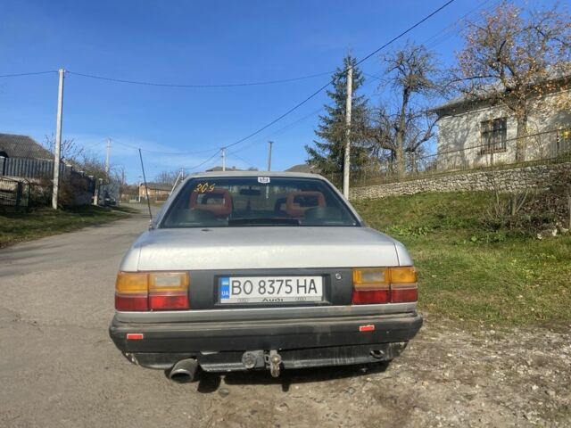Серый Ауди 100, объемом двигателя 1.8 л и пробегом 290 тыс. км за 1500 $, фото 3 на Automoto.ua