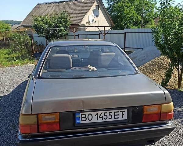 Сірий Ауді 100, об'ємом двигуна 1.99 л та пробігом 310 тис. км за 1650 $, фото 5 на Automoto.ua
