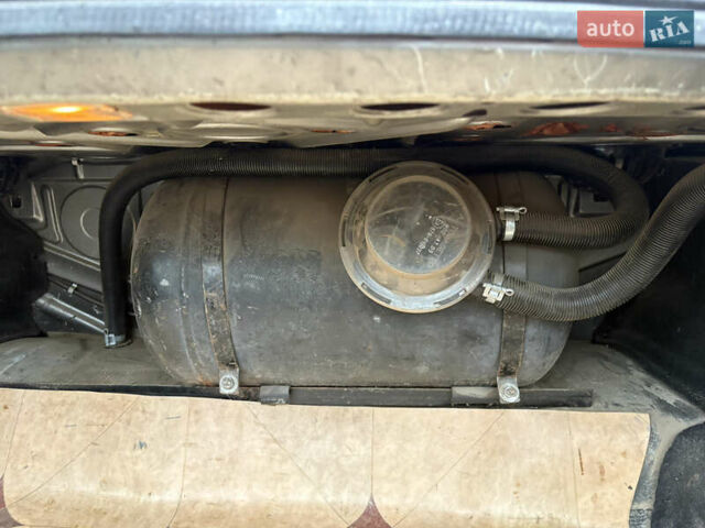 Серый Ауди 100, объемом двигателя 2.21 л и пробегом 400 тыс. км за 1500 $, фото 8 на Automoto.ua