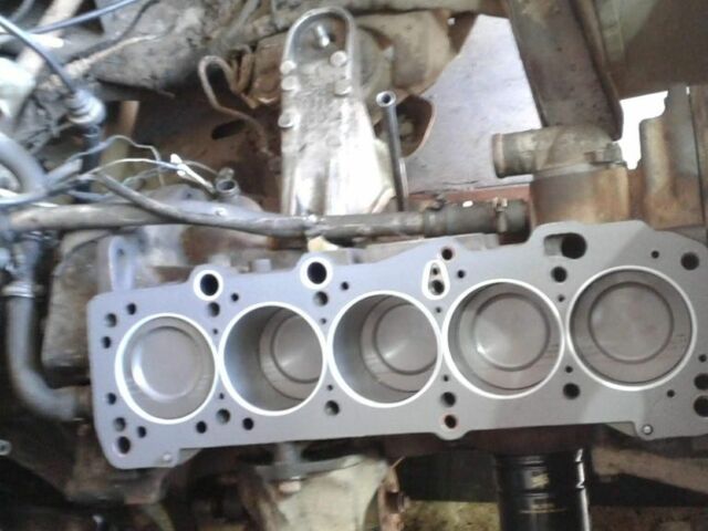 Серый Ауди 100, объемом двигателя 0 л и пробегом 400 тыс. км за 1600 $, фото 9 на Automoto.ua