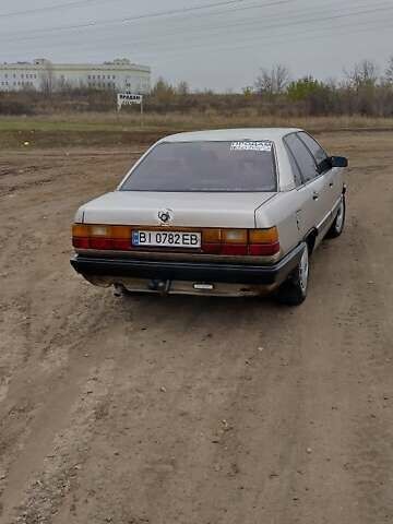 Серый Ауди 100, объемом двигателя 2.2 л и пробегом 400 тыс. км за 1600 $, фото 2 на Automoto.ua