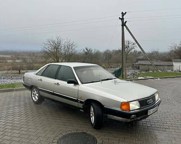 Серый Ауди 100, объемом двигателя 1.8 л и пробегом 320 тыс. км за 1299 $, фото 6 на Automoto.ua