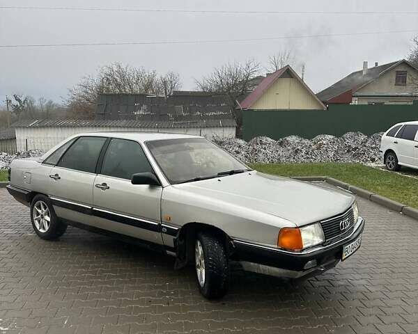 Серый Ауди 100, объемом двигателя 1.8 л и пробегом 320 тыс. км за 1299 $, фото 3 на Automoto.ua