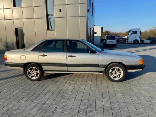Серый Ауди 100, объемом двигателя 2 л и пробегом 382 тыс. км за 850 $, фото 3 на Automoto.ua