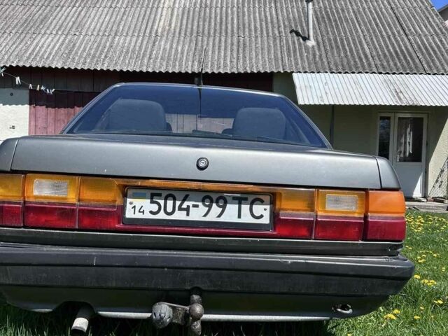 Серый Ауди 100, объемом двигателя 1.8 л и пробегом 223 тыс. км за 1150 $, фото 3 на Automoto.ua