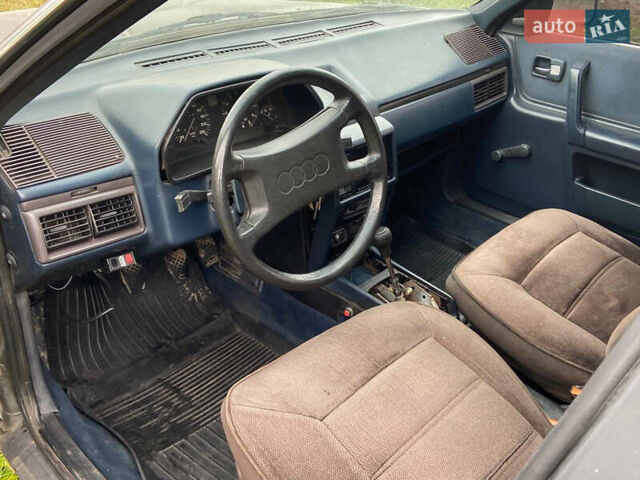 Сірий Ауді 100, об'ємом двигуна 2 л та пробігом 190 тис. км за 1400 $, фото 4 на Automoto.ua